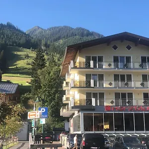 Herzblut Hotel Saalbach-Hinterglemm
